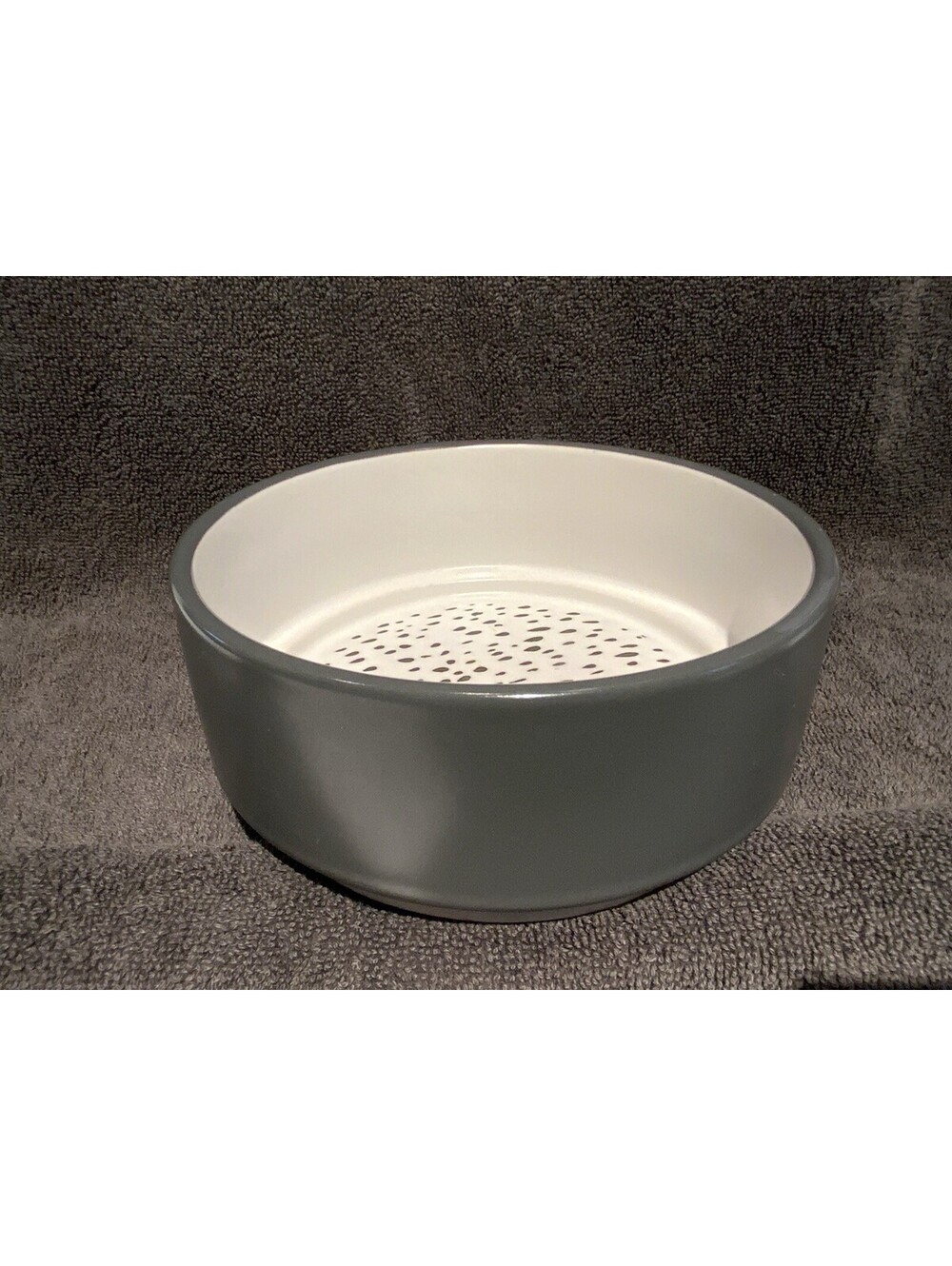 Top-Paw 6”W Non-Slip 26oz. Gray Dots Pet Food/Water Bowl for Medium Sized Pets